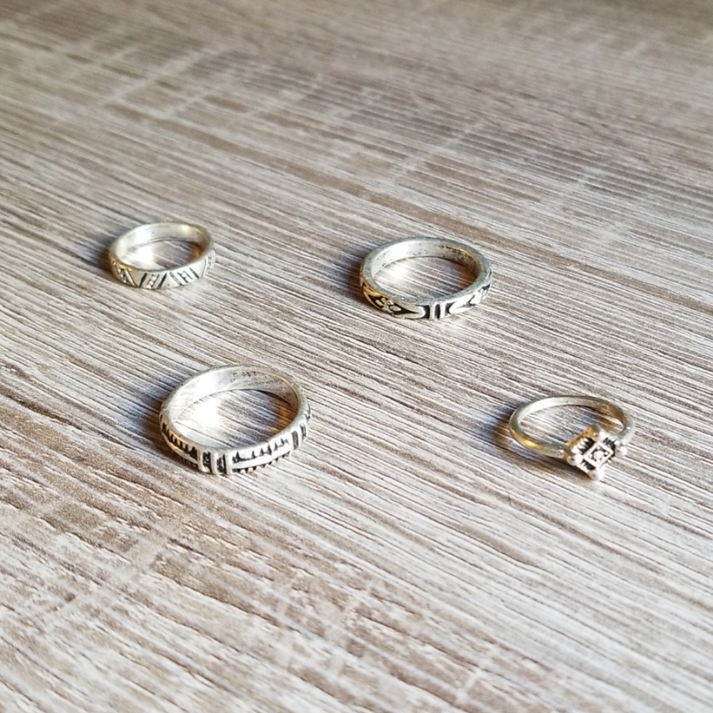 Women's Forever 21 Rings Assorted Sizes